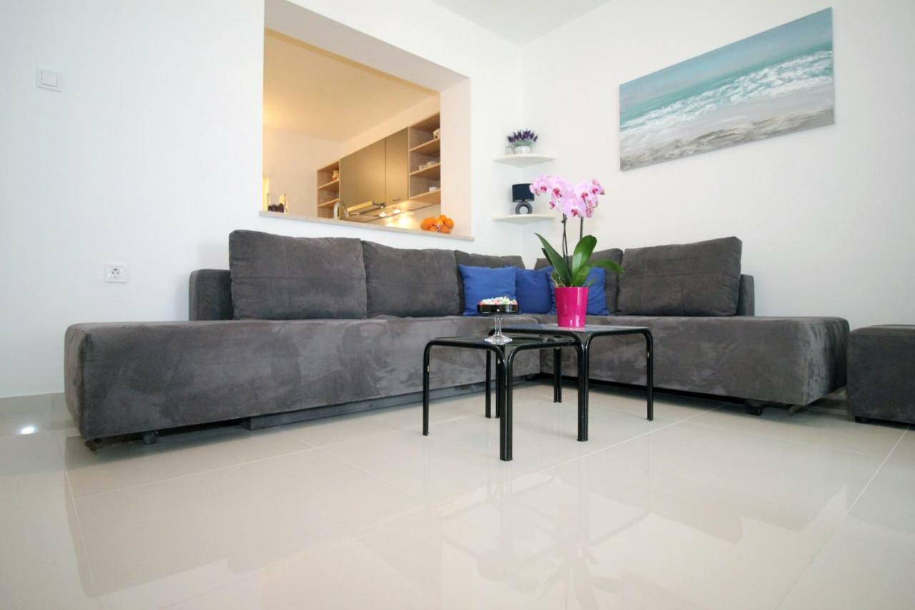 Doleco Apartment Opatija Exteriör bild
