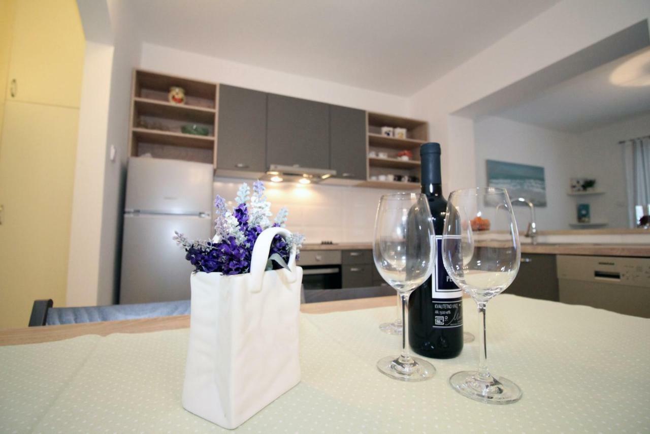 Doleco Apartment Opatija Exteriör bild